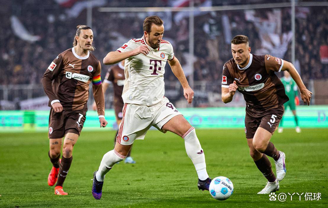国际比赛日欧超杯焦点战；拜仁慕尼黑远射贴柱；媒体盛赞；赛程密集仍需轮换的简单介绍