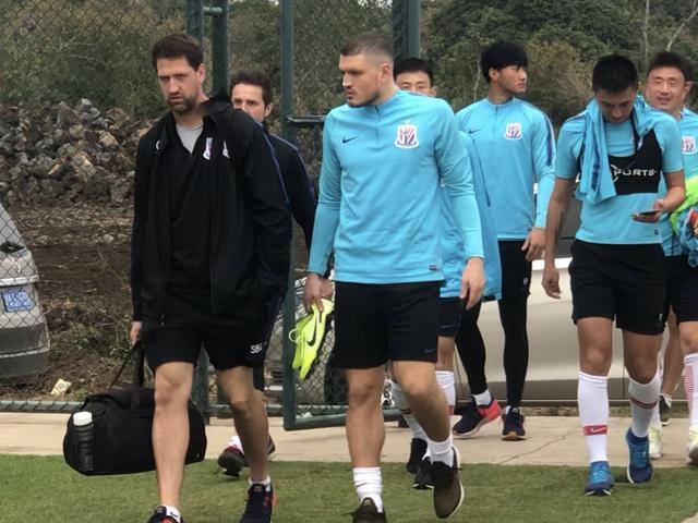 勒沃库森发布备战花絮，今晚造点机会，亚冠任务艰巨，数据趋势出现新变化的简单介绍