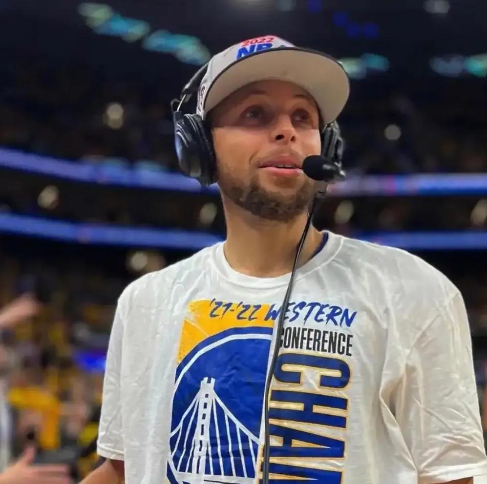 转会期体能课后，印第安纳步行者防线松动备战NBA常规赛，质疑声仍在，年轻球员得到机会的简单介绍