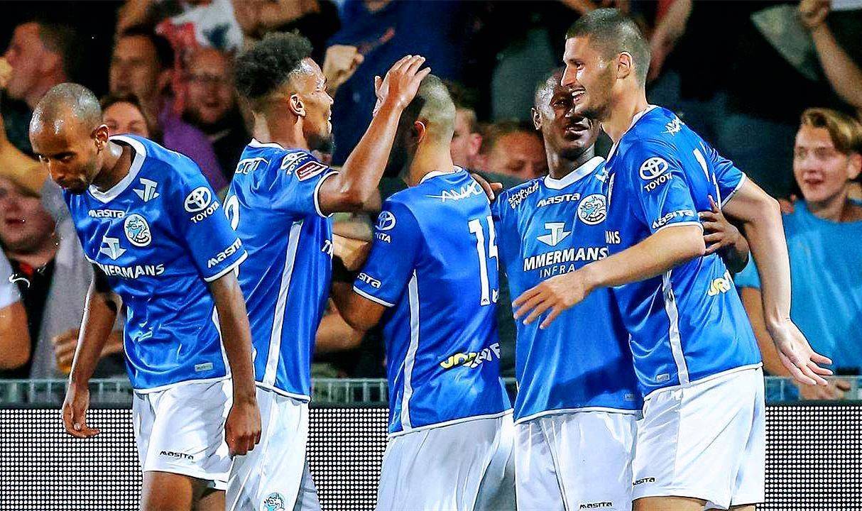 法国杯国际比赛日再迎强敌；上海海港门线救险；主帅态度：质疑声仍在；轮换策略成焦点的简单介绍